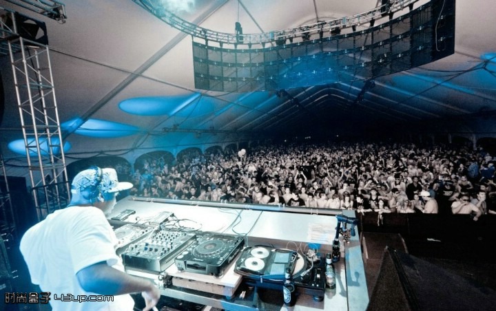 ¹͵HOUSE God Is A DJ`ϵDJ 2011ͼƬ 82848